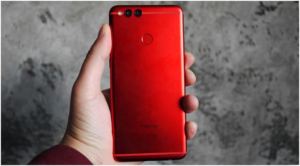 Обзор смартфона Huawei Honor 7X: бюджетник с "высоким" экраном (обзор, смартфона, huawei, honor) Обзор смартфона Huawei Honor 7X: бюджетник с "высоким" экраном