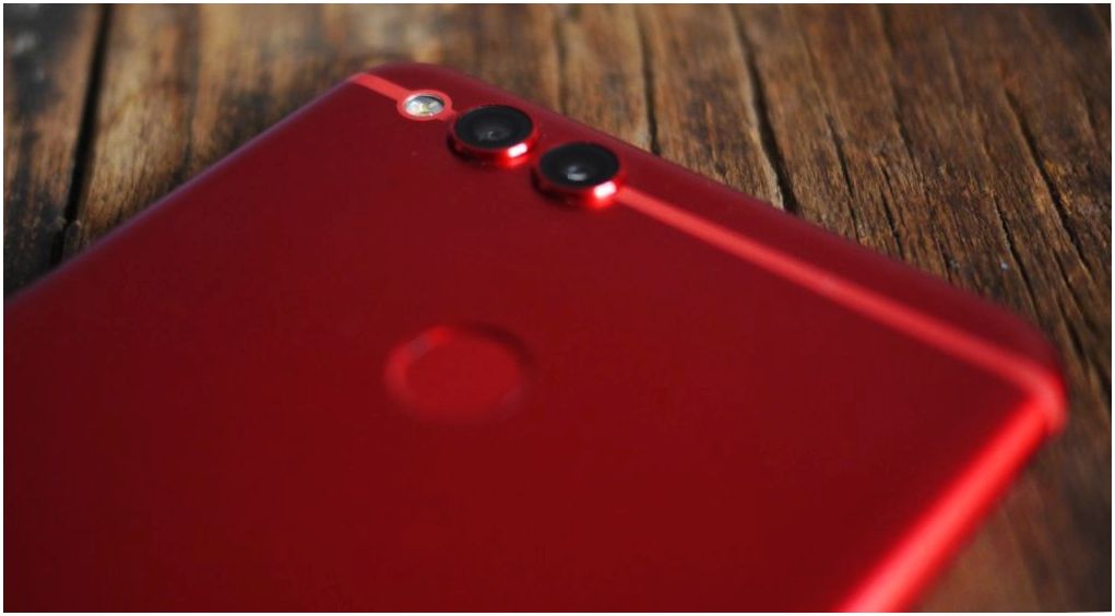 Обзор смартфона Huawei Honor 7X: бюджетник с "высоким" экраном (обзор, смартфона, huawei, honor) Обзор смартфона Huawei Honor 7X: бюджетник с "высоким" экраном
