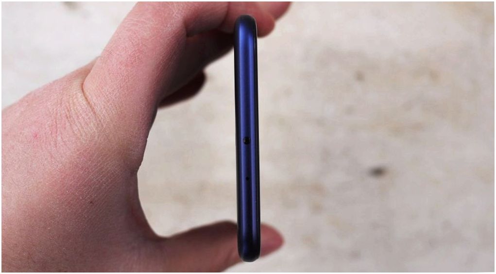 Обзор смартфона Huawei Honor 8 Pro: большой и взрослый (обзор, смартфона, huawei, honor, большой) Обзор смартфона Huawei Honor 8 Pro: большой и взрослый