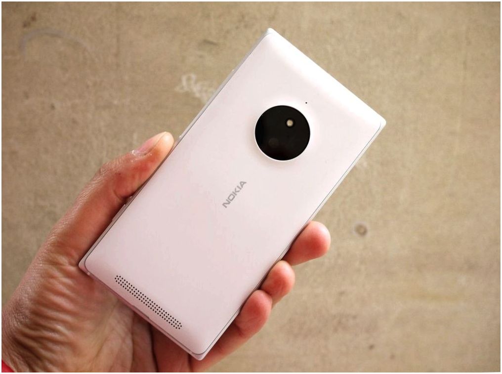 Обзор смартфона Nokia Lumia 830: середнячок с внешностью флагмана