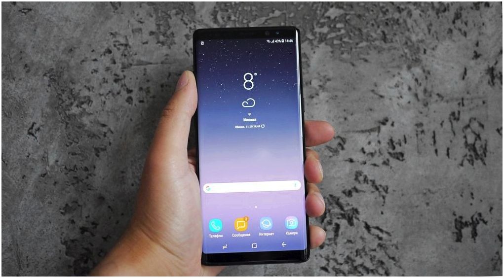 Обзор смартфона Samsung Galaxy Note 8: "безграничный" суперфлагман (обзор, смартфона, samsung, galaxy, note) Обзор смартфона Samsung Galaxy Note 8: "безграничный" суперфлагман