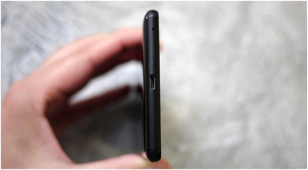 Обзор смартфона Sony Xperia C5 Ultra: "селфи-гигант" без рамок (обзор, смартфона, sony, xperia, ultra) Обзор смартфона Sony Xperia C5 Ultra: "селфи-гигант" без рамок