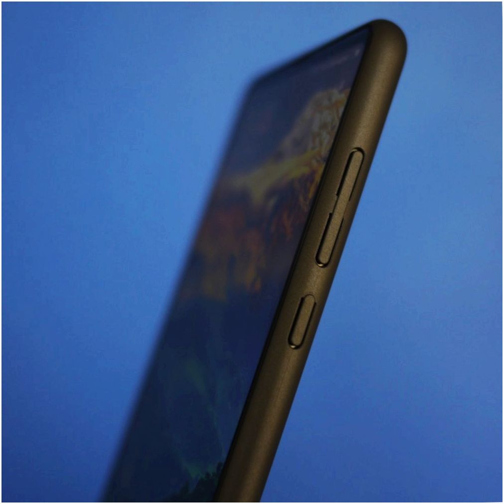Обзор смартфона Xiaomi Mi Mix 2: керамический, мощный, безрамочный (обзор, смартфона, xiaomi, керамический, мощный, безрамочный) Обзор смартфона Xiaomi Mi Mix 2: керамический, мощный, безрамочный