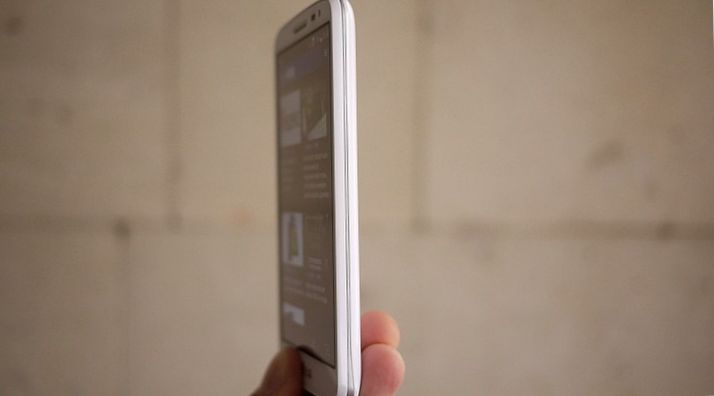 Плата за кнопку. Обзор смартфона LG G2 mini