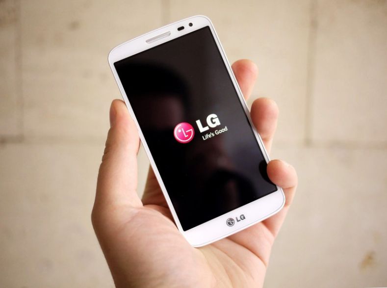 Плата за кнопку. Обзор смартфона LG G2 mini