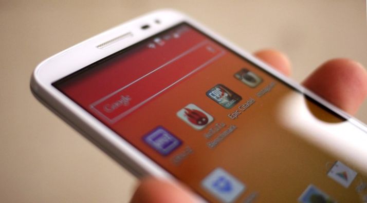 Плата за кнопку. Обзор смартфона LG G2 mini