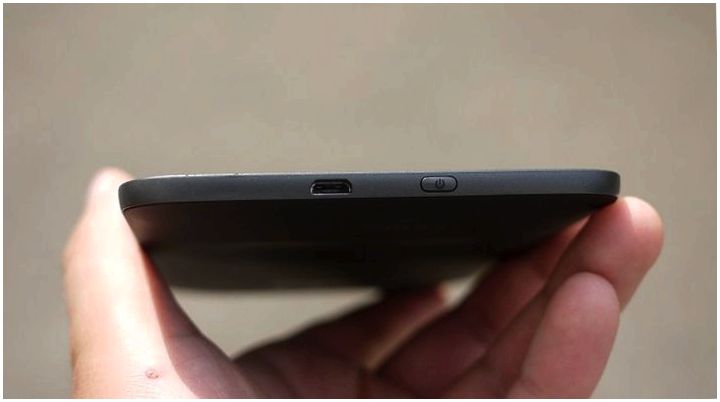 Ничего лишнего. Обзор букридера PocketBook 515