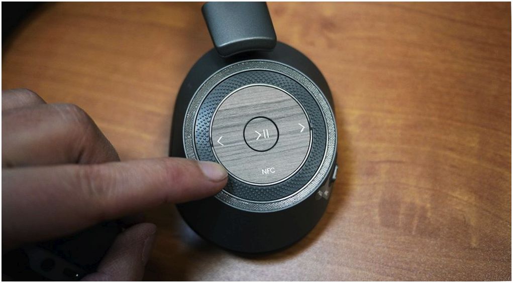 Обзор Bluetooth-гарнитуры Plantronics BackBeat Pro 2: звучная тишина (обзор, bluetooth-гарнитуры, plantronics, backbeat, звучный, тишина) Обзор Bluetooth-гарнитуры Plantronics BackBeat Pro 2: звучная тишина
