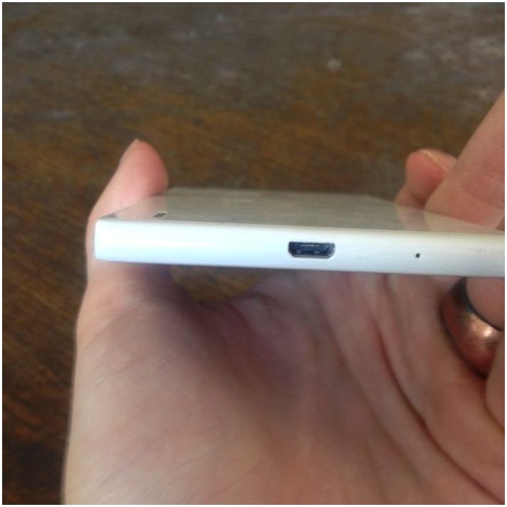 Обзор Huawei Ascend P7: китайский флагман с глобальными амбициями (обзор, huawei, ascend, китайский, флагман, глобальный) Обзор Huawei Ascend P7: китайский флагман с глобальными амбициями
