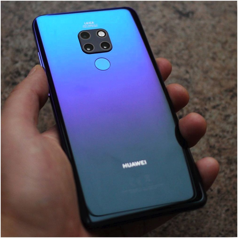 Обзор смартфона Huawei Mate 20: тройная камера, удвоенный "интеллект"