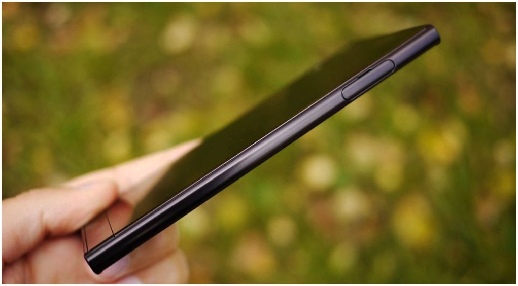 Обзор смартфона Sony Xperia XZ: флагман по-японски