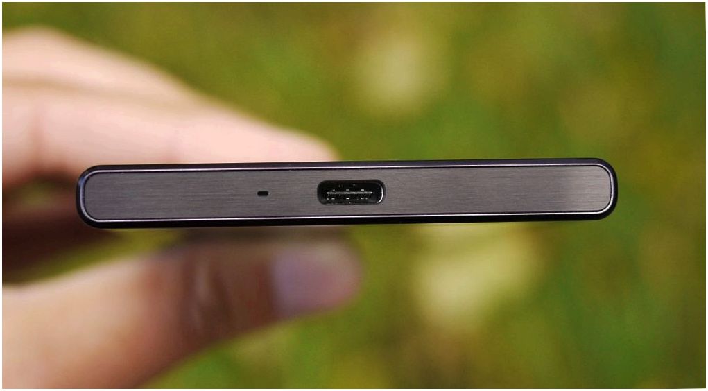 Обзор смартфона Sony Xperia XZ: флагман по-японски