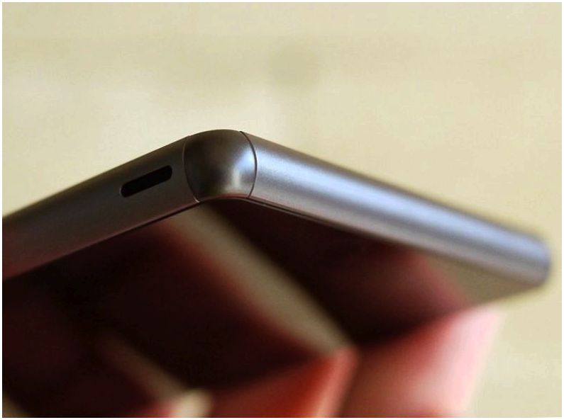 Обзор смартфона Sony Xperia Z3: улучшение улучшенного (обзор, смартфона, sony, xperia) Обзор смартфона Sony Xperia Z3: улучшение улучшенного