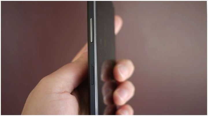 Черный прямоугольник. Обзор смартфона Nexus 4 от Google и LG