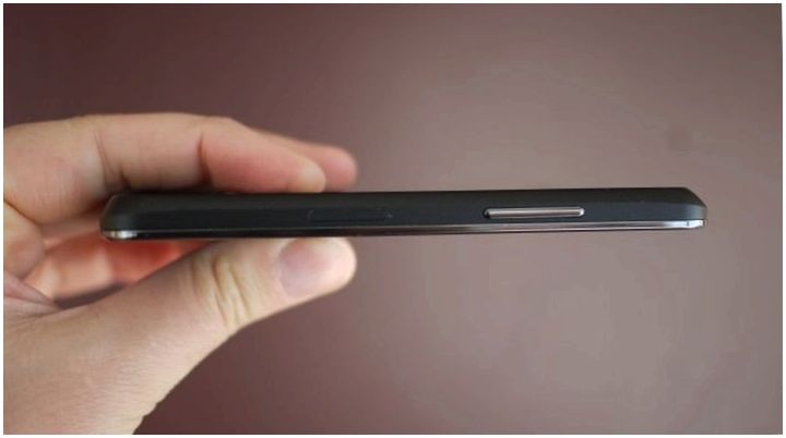 Черный прямоугольник. Обзор смартфона Nexus 4 от Google и LG
