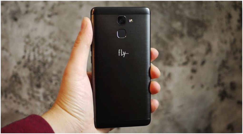 Обзор смартфона Fly Power Plus FHD: долгожитель с большим экраном