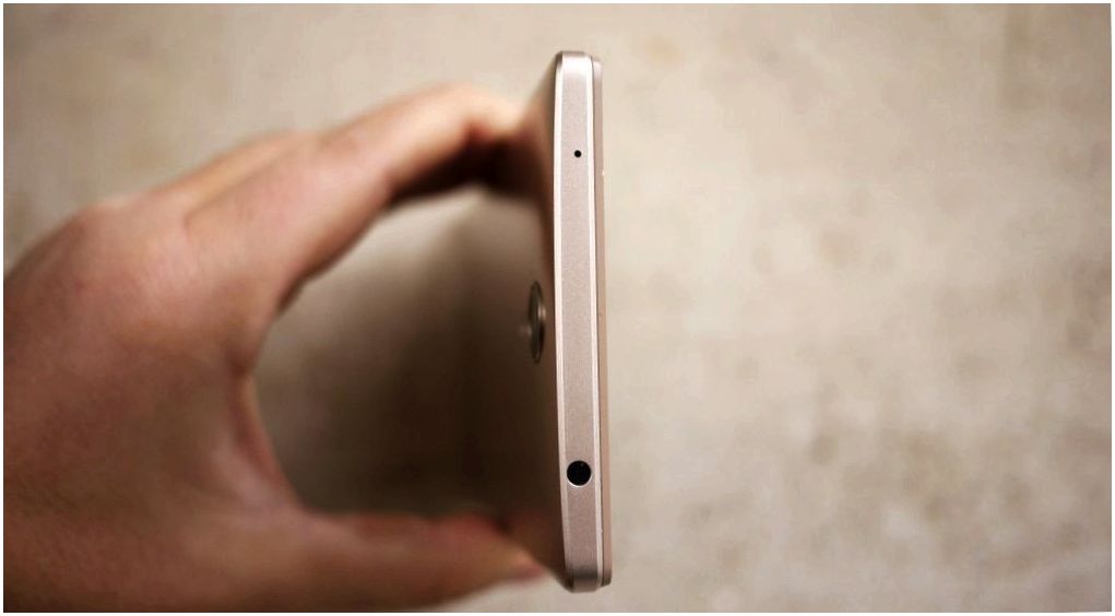 Обзор смартфона Lenovo Phab 2: карманный кинотеатр