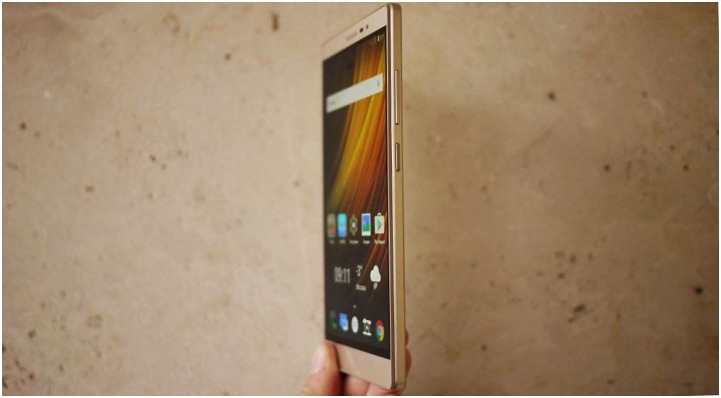 Обзор смартфона Lenovo Phab 2: карманный кинотеатр