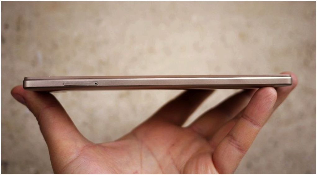 Обзор смартфона Lenovo Phab 2: карманный кинотеатр