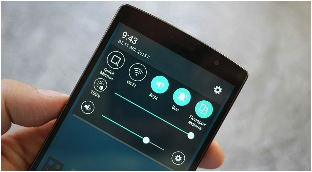 Обзор смартфона LG G4s: кожзаменитель