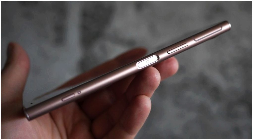 Обзор смартфона Sony Xperia XZ1: верность стилю (обзор, смартфона, sony, xperia) Обзор смартфона Sony Xperia XZ1: верность стилю