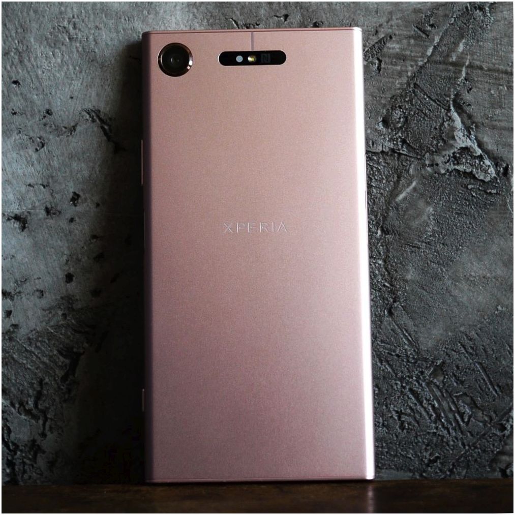 Обзор смартфона Sony Xperia XZ1: верность стилю (обзор, смартфона, sony, xperia) Обзор смартфона Sony Xperia XZ1: верность стилю