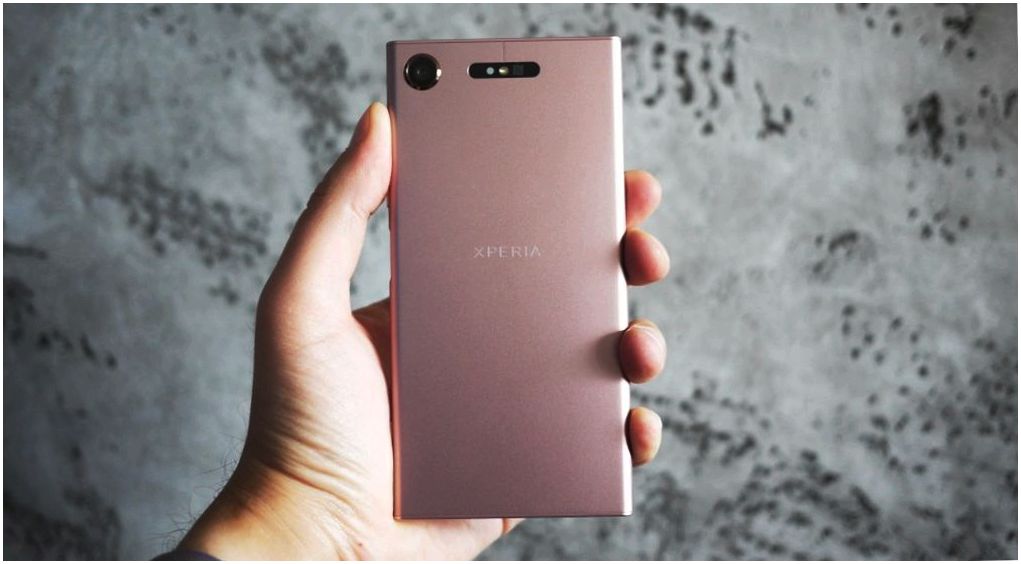 Обзор смартфона Sony Xperia XZ1: верность стилю (обзор, смартфона, sony, xperia) Обзор смартфона Sony Xperia XZ1: верность стилю