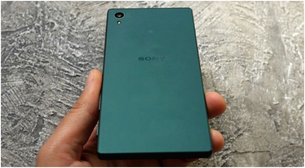 Обзор смартфона Sony Xperia Z5: испытанная формула
