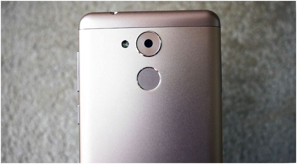 Обзор смартфона Huawei Honor 6C: "неуцененный" середнячок (обзор, смартфона, huawei, honor, неуцененный) Обзор смартфона Huawei Honor 6C: "неуцененный" середнячок