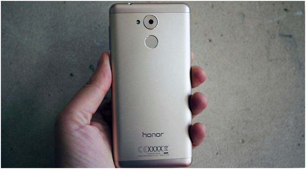 Обзор смартфона Huawei Honor 6C: "неуцененный" середнячок (обзор, смартфона, huawei, honor, неуцененный) Обзор смартфона Huawei Honor 6C: "неуцененный" середнячок