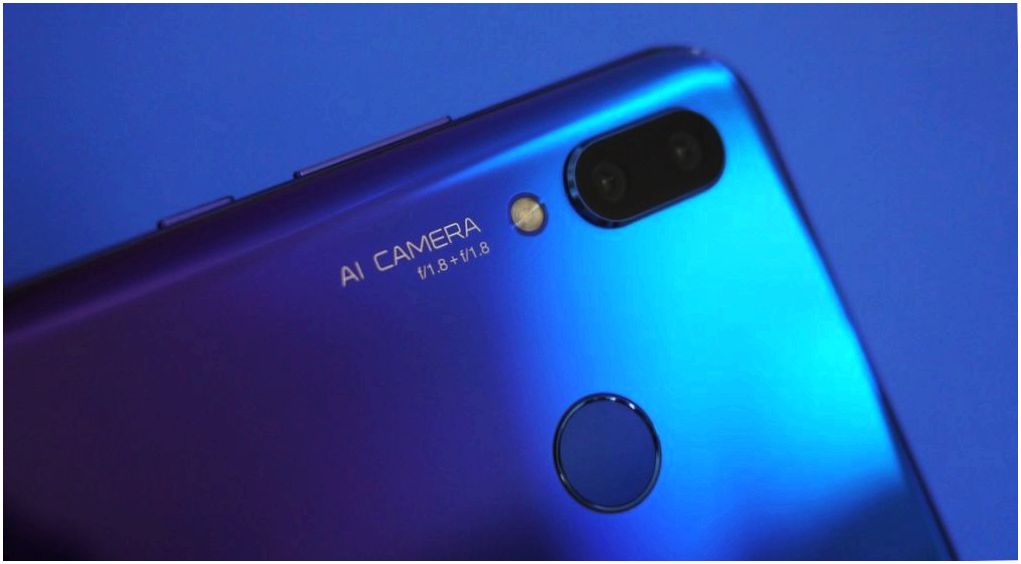 Обзор смартфона Huawei Nova 3: c "полным приводом"