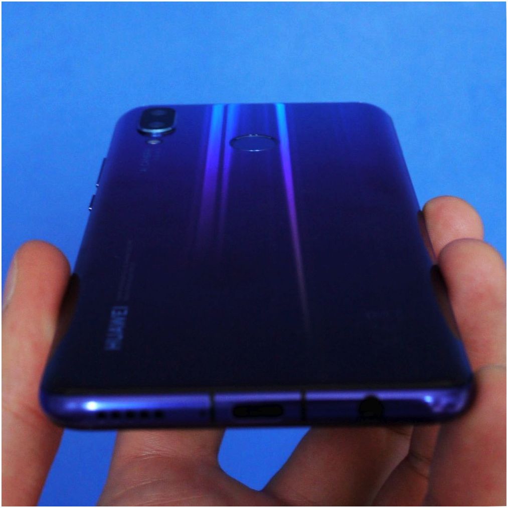 Обзор смартфона Huawei Nova 3: c "полным приводом"
