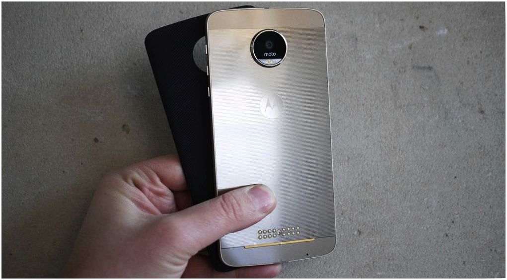 Обзор смартфона Lenovo Moto Z: сверхтонкий модульный флагман
