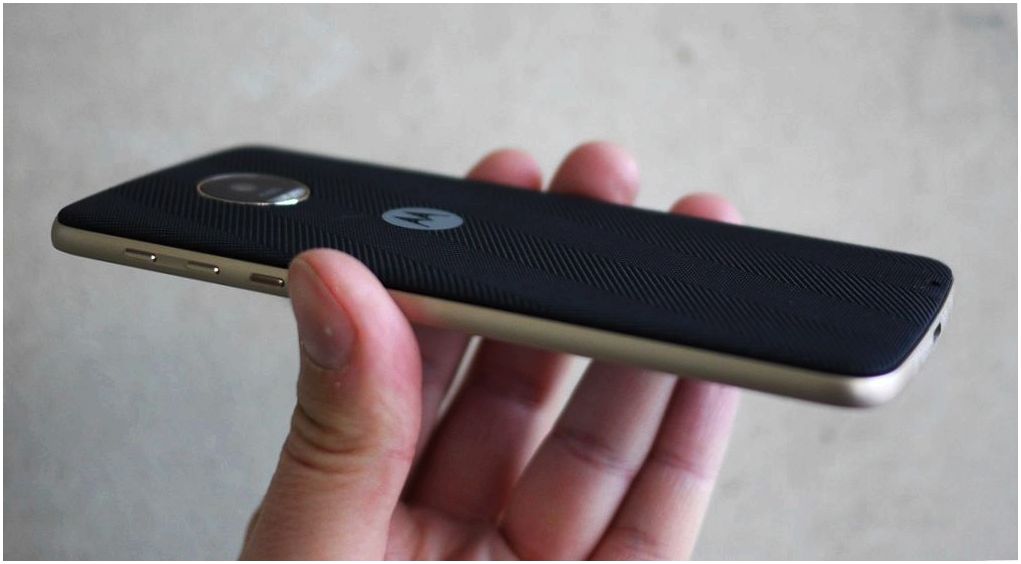 Обзор смартфона Lenovo Moto Z: сверхтонкий модульный флагман