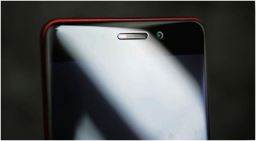 Обзор смартфона Meizu Pro 7: два "глаза", два экрана (обзор, смартфона, meizu, глаз) Обзор смартфона Meizu Pro 7: два "глаза", два экрана