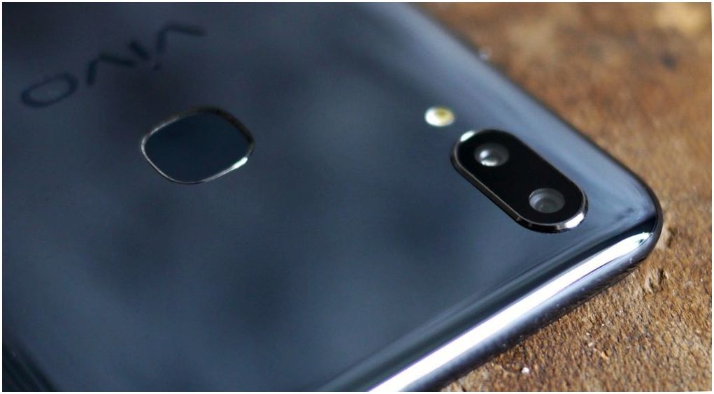 Обзор смартфона Vivo V9: смышленый модник (обзор, смартфона, vivo, смышленый) Обзор смартфона Vivo V9: смышленый модник