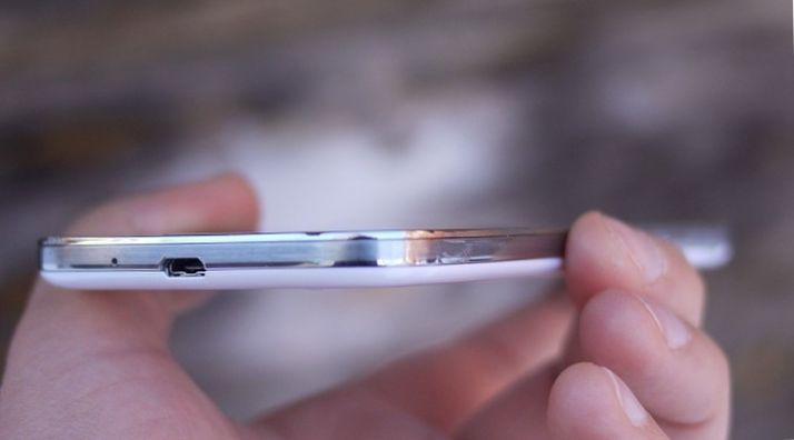 Пластиковый король. Один день с Samsung Galaxy S4 (пластиковый, король, один, день) Пластиковый король. Один день с Samsung Galaxy S4