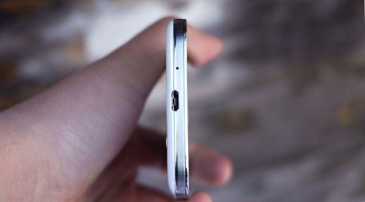 Пластиковый король. Один день с Samsung Galaxy S4 (пластиковый, король, один, день) Пластиковый король. Один день с Samsung Galaxy S4